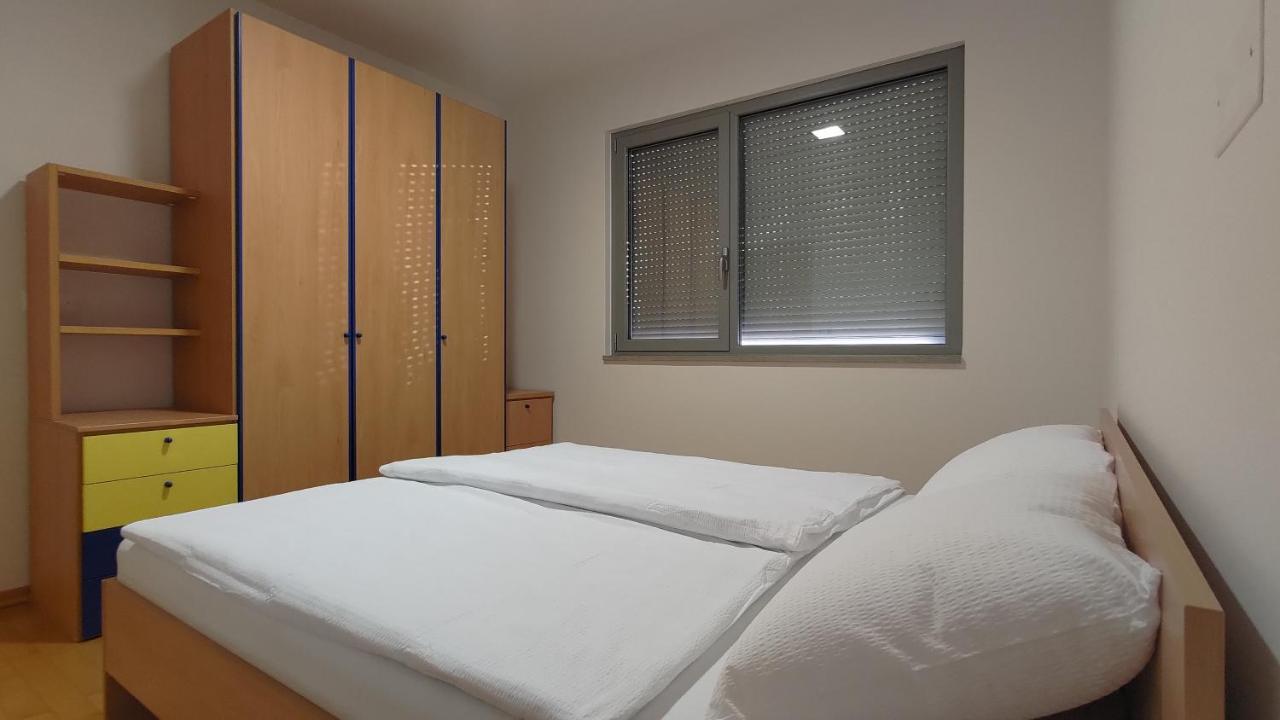 Apartmaji Palea Izola Eksteriør billede